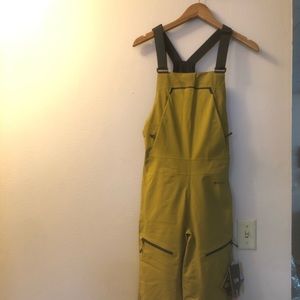 Mountain Hardwear Gore-Tex Overall Bibs